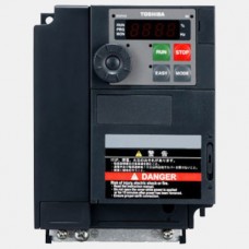Jednofazowy falownik 2,2 kW 230 V AC VFS15S-2022PL-W1 Toshiba
